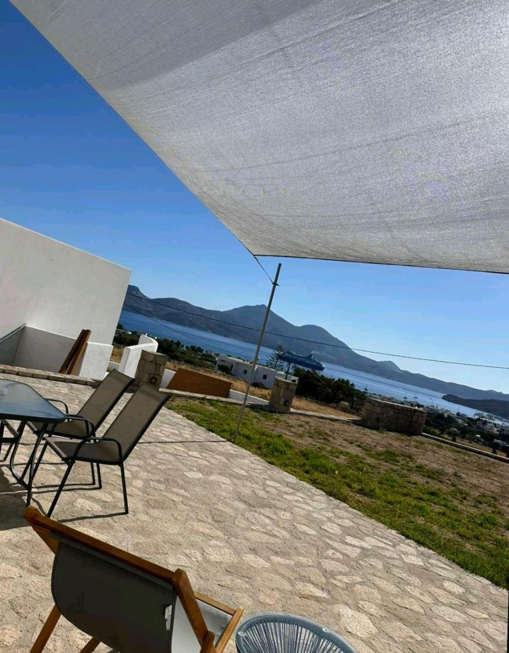 Sea, Sunset & Garden View Parasporos Houses, Milos آداماس المظهر الخارجي الصورة