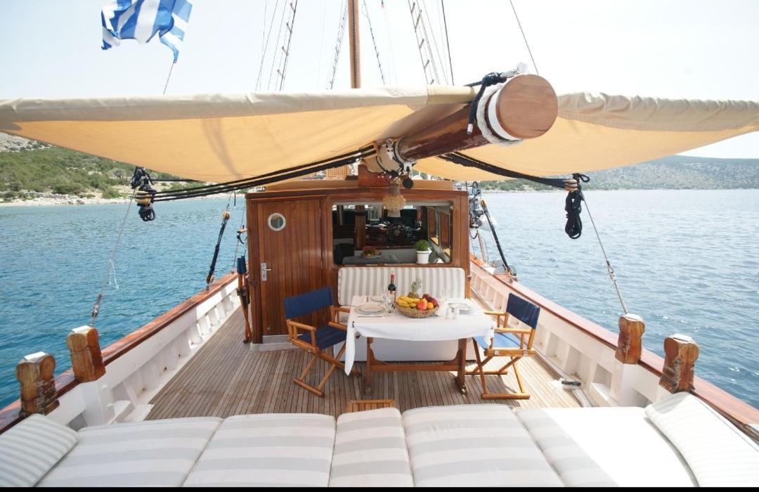 Sea, Sunset & Garden View Parasporos Houses, Milos آداماس المظهر الخارجي الصورة